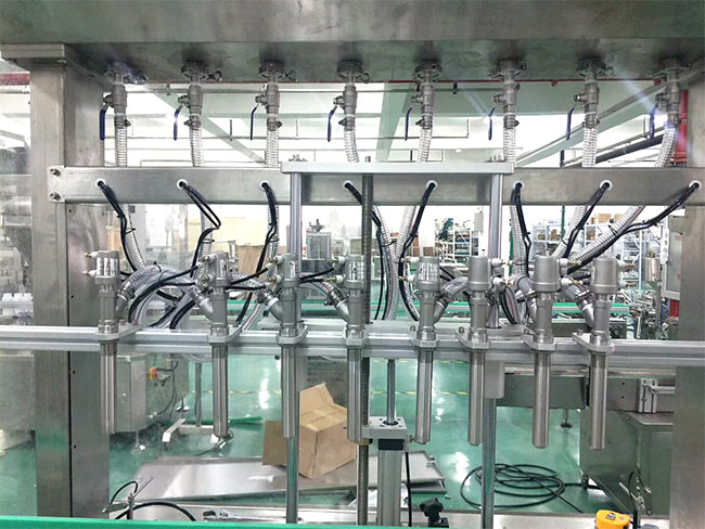 星火灌裝機(jī)械設(shè)備細(xì)節(jié)展示