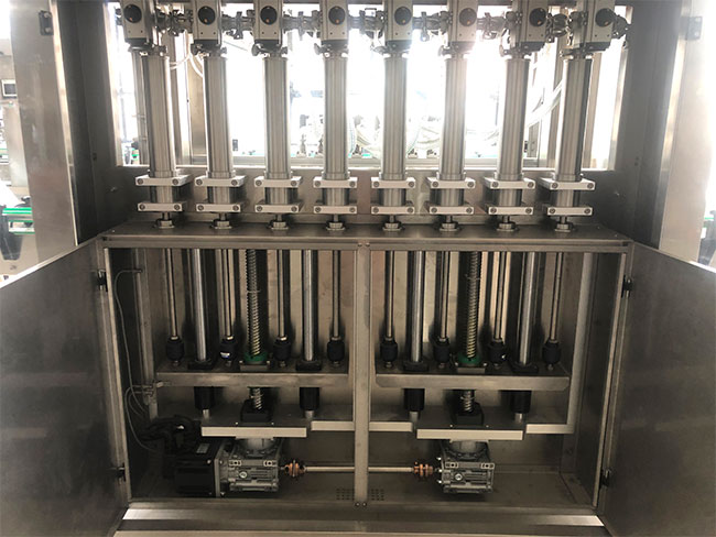 星火灌裝機設備細節(jié)展示